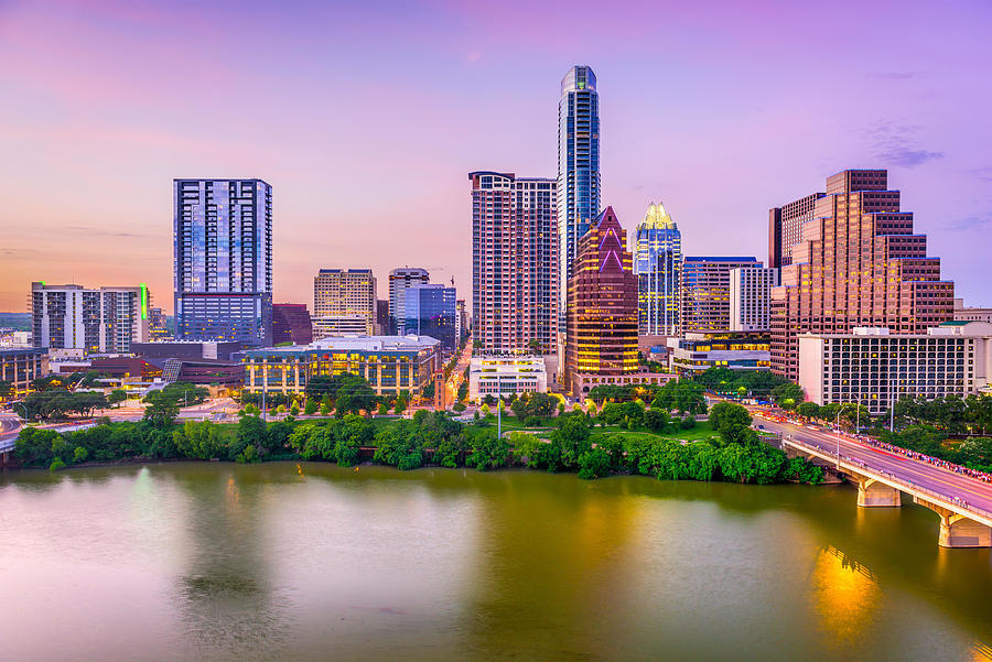 3-austin-texas-usa-downtown-skyline-sean-pavone